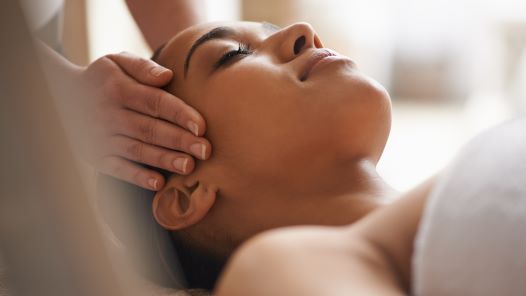 Top Benefits of Visiting a Spa in Mahipalpur for Body and Mind